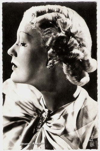 Jeanne Aubert