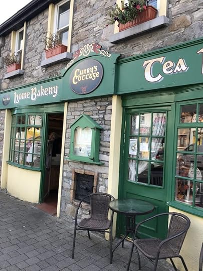 Exterior image of Curry's Cottage, Bakery, and Tea Room