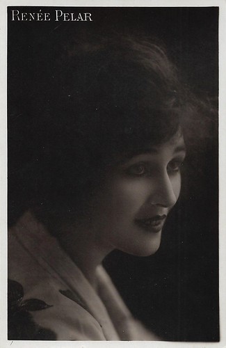 Renée Pelar