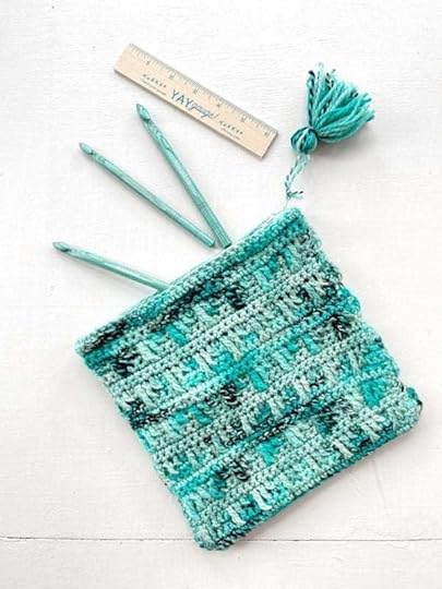 Cheery Crochet Zippered Bag by Vickie Howell for YarnYAY!