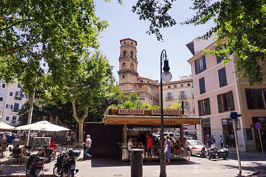 Ice cream shop on the promenade in Palma de Mallorca