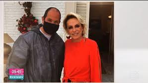 Estúdios globo (anteriormente chamado de projac, abreviatura de projeto jacarepaguá) é o complexo de estúdios da rede globo, localizado entre os bairros de jacarepaguá (lados oeste e norte da estrada de curicica) e de curicica (lados leste e sul da estrada de curicica). Ana Maria Braga Lamenta Perda De Mais Um Integrante Da Equipe Mais Voce Nossa Familia Esta De Luto Mais Voce Gshow