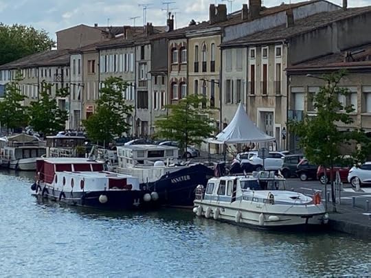 In the port of Castelnaudary