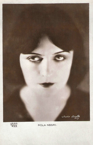 Pola Negri