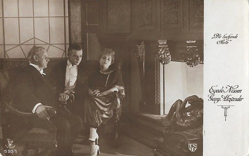 Aud Egede Nissen and Georg Alexander in Die lachende Seele (1919)