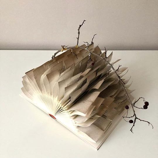 Book_Art_by_PaperWorksBoutique