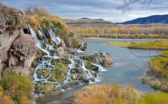 Idaho,Falls,And,Bridal,Veil,Falls, hikes in the Sawtooth