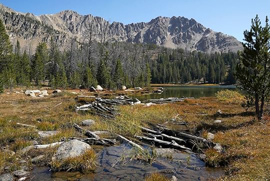 Scenic,View,Of,Fourth,Of,July,Lake,In,Idaho,hikes in the Sawtooth