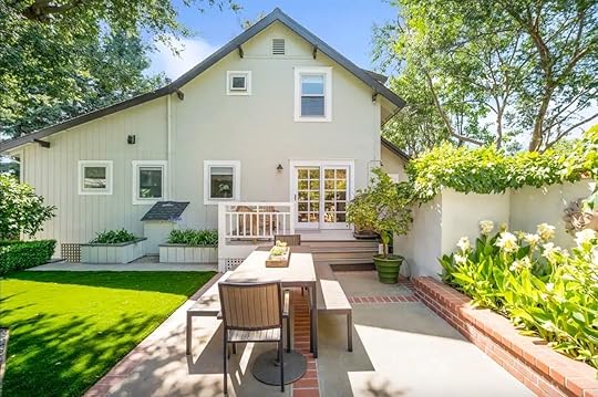designer-oxbow-house-napa-airbnb, Napa Valley Airbnbs