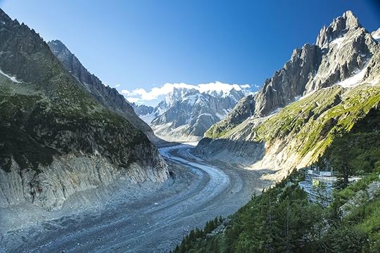 Glacier-hikes-Chamonix-Mer-de-Glace-571010038, hikes to glaciers