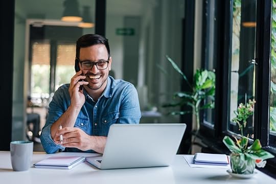 difference between entrepreneur and intrapreneur