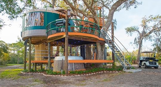 treehouse-danville-worlds-most-amazing-vacation-rentals, World’s Most Amazing Vacation Rentals