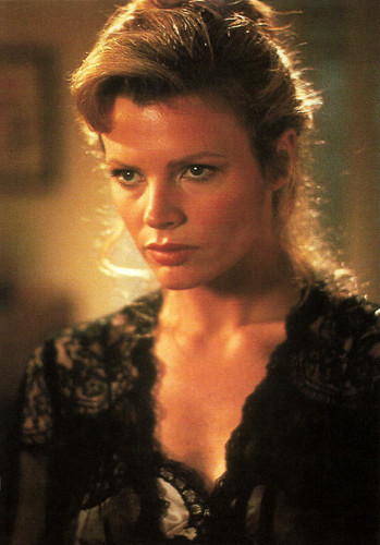 Kim Basinger in Nadine (1987)