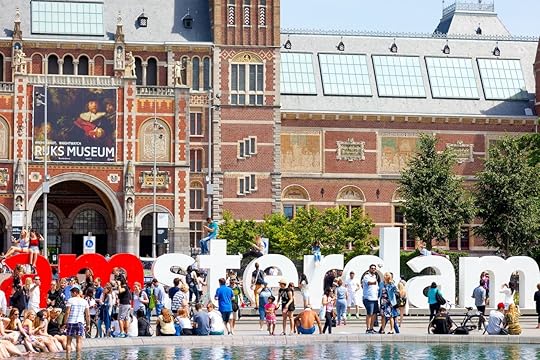 Amsterdam-crowds-second-cities-1011230803, Second cities