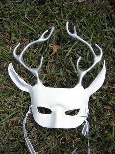 Antler mask labyrinth