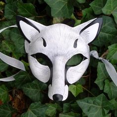 Fox Mask, could also be adapted for a coyote mask