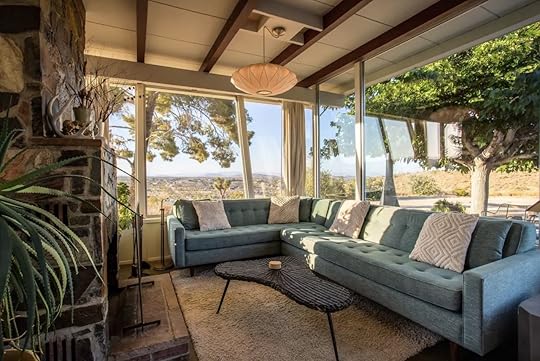 High-desert house for six with great views, Joshua tree airbnbs