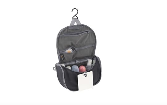 Sea-To-Summit-Travelling-Lite-hanging-toiletry-bag-europe-backpacking-gear