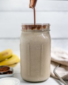 banana breakfast shake in jar 3