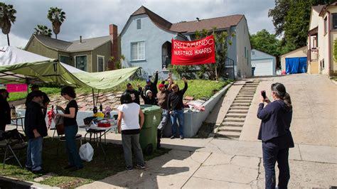 'Reclaimers' occupy vacant homes owned by Caltrans ...