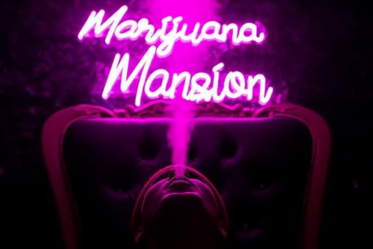 weed-room-Marijuana-Mansion