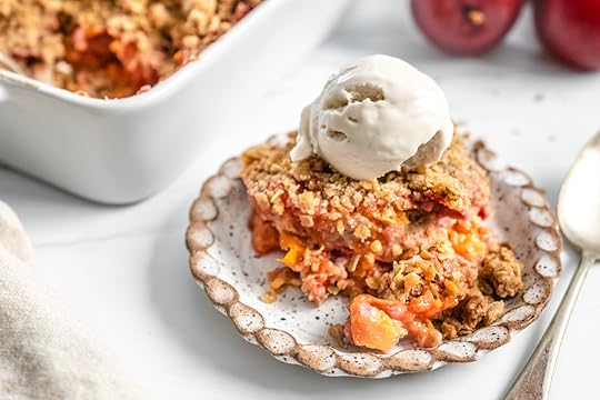 plum crisp a la mode