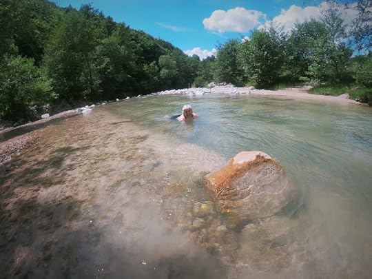 Crisul Pietros River, Romania