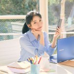 iu laptop korea girl