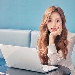 tzuyu twice laptop