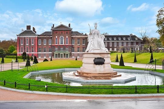 Kensington palace and Queen Victoria monument in London, UK, royal family