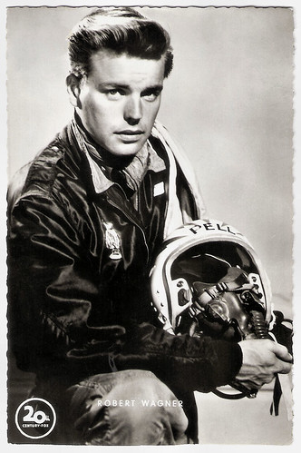 Robert Wagner in The Hunters (1958)