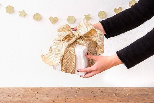 flea-gift-wrap-760