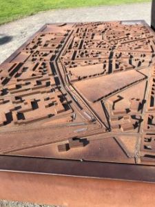 Berlin wall bas-relief exhibit