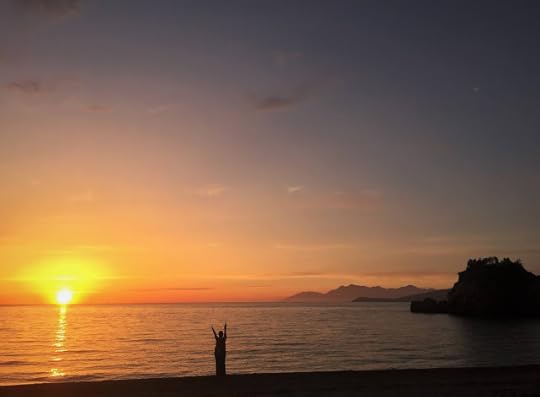 Plaja Pasqyra, Albania