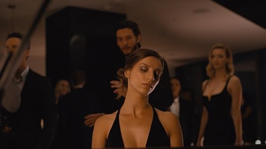 Angela Sarafyan in Westworld