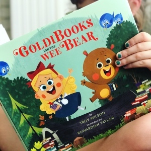https://thebabybookwormblog.wordpress.com/2021/08/30/goldibooks-and-the-wee-bear-troy-wilson/