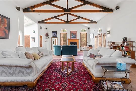 Interior of traditional adobe home available on Airbnb and close to the Albuquerque International Balloon Fiesta