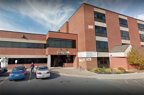 NY Hospital Pauses Maternity Services after Resignations ...