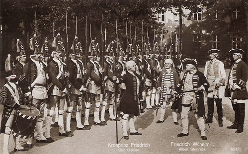 Otto Gebühr and Albert Steinrück in Fridericus Rex (1922-1923)