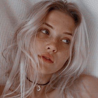 🕊 𝐕𝐈𝐒𝐀𝐆𝐄𝐒 ! , icons - scarlett leithold | Blonde aesthetic, Aesthetic girl, Blonde girl