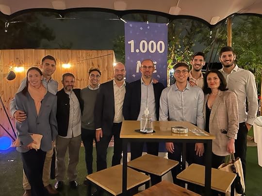 Foto con Frans Derbaix y Unai Ansejo en la fiesta de celebración de los 1.000 M€ de Indexa (Septiembre 2021)