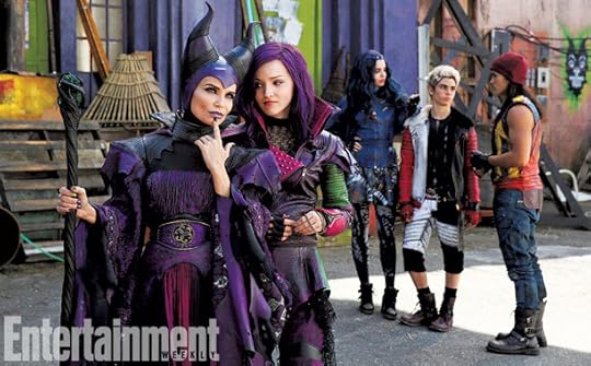 See Kristin Chenoweth as Maleficent in Disney's 'Descendants' -- PHOTO | EW.com
