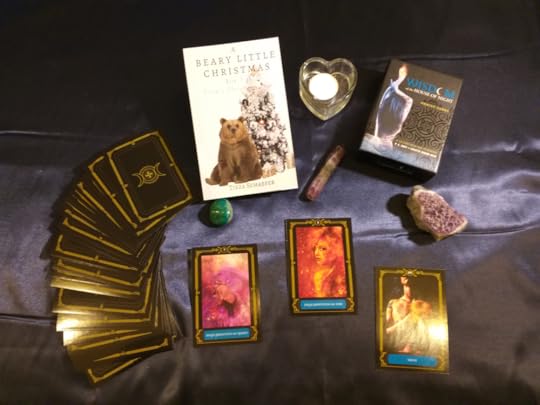 This week's oracle card reading by Tirza Schaefer