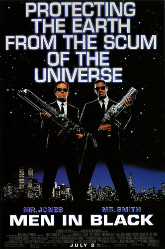 Tommy Lee Jones and Will Smith in Men in Black (1997)