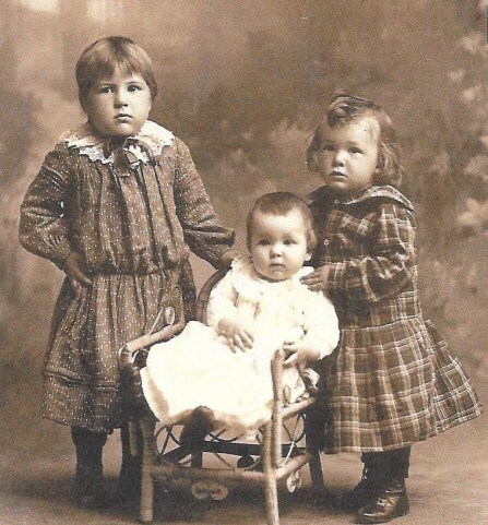 MN1904RubyPerryWillis