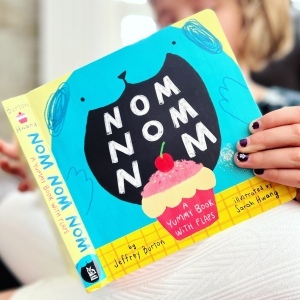 https://thebabybookwormblog.wordpress.com/2021/10/25/nom-nom-nom-a-yummy-book-with-flaps-jeffrey-burton/