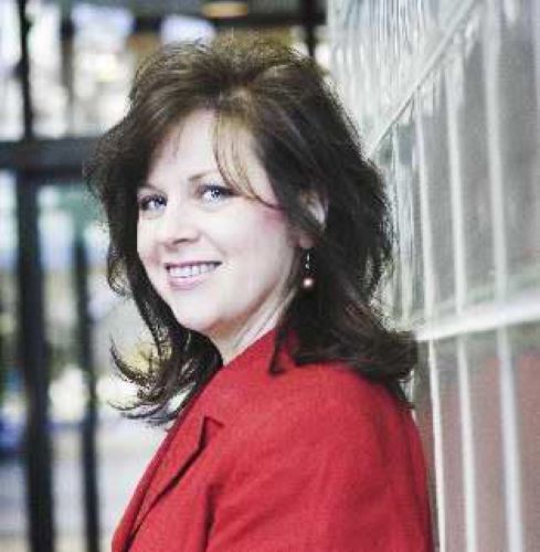 Shannon Taylor Vannatter's headshot