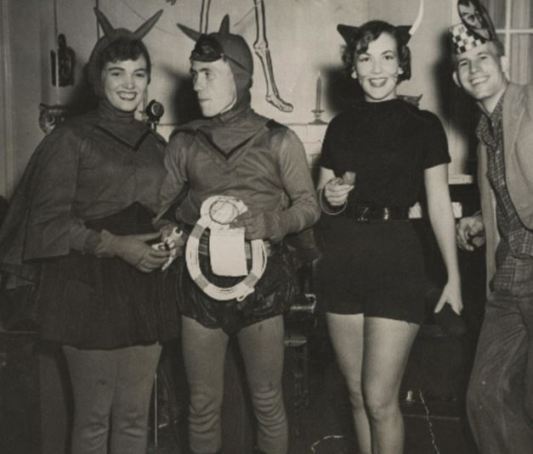 Hallowe'en dance costumes