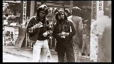 79614405-E80B-4F3C-BBDE-F97D74C9B9D6