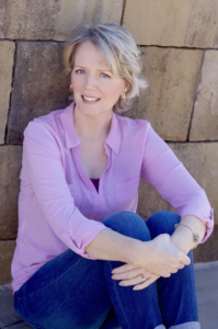 Jennifer Henn's headshot